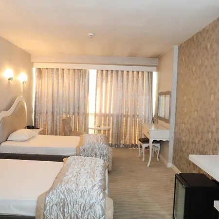 Hotel Grand Merpond