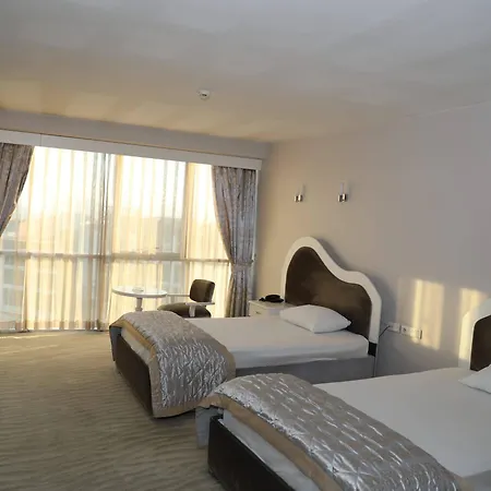 Grand Merpond Hotel 3*