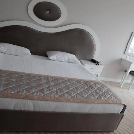 Grand Merpond 3*